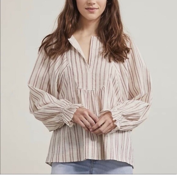 Elizabeth and James Tops - NWT ELIZABETH AND JAMES Pintuck puff sleeve 100% cotton cottagecore gypsy blouse